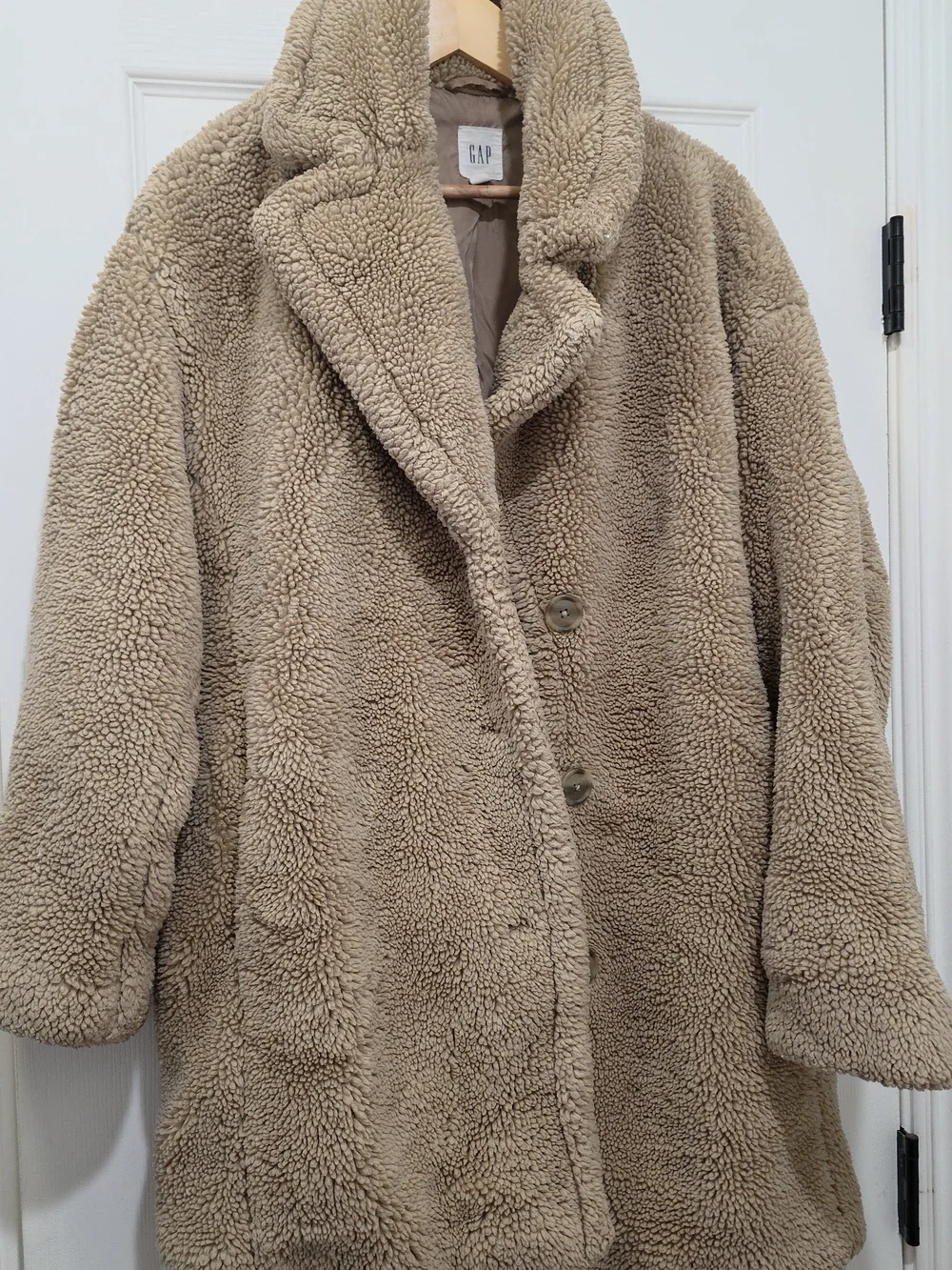 GAP Women's Sherpa Coat in Blonfe - Cozy Oversized Button Jacket, Size Large